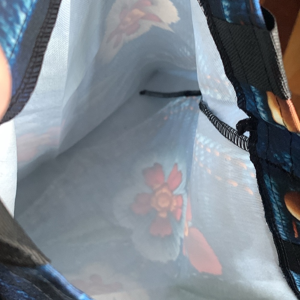 Floral Tote and Pouch Set - Picture 2 of 3